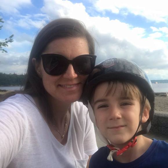 Meet your Posher, Jen - Picture 1 of 1